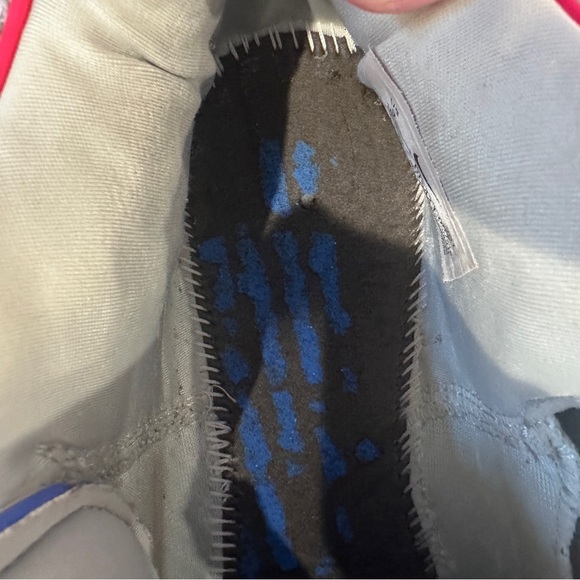 Nike LeBron 20 “NikeLifer”
Style code DJ5423-002 size 9 - Picture 6 of 9